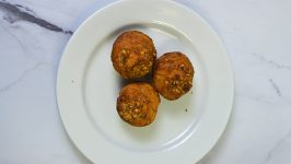 Keto Cinnamon Mini Muffins