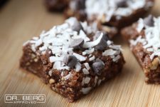 Vegan Chocolate Nut Keto Fat Bomb