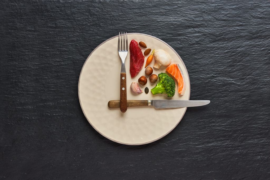 Intermittent fasting concept 