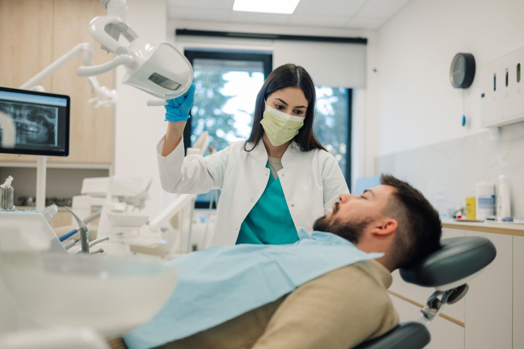 Dentist 