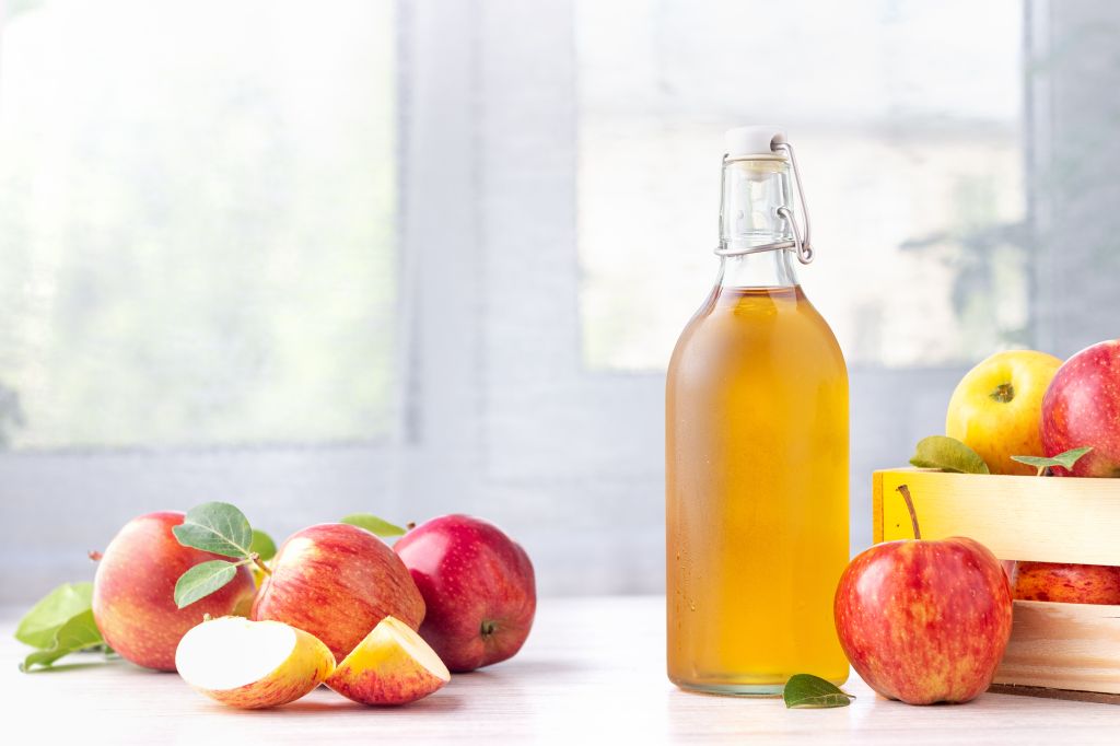 Apple cider vinegar example of Fat Burning Foods