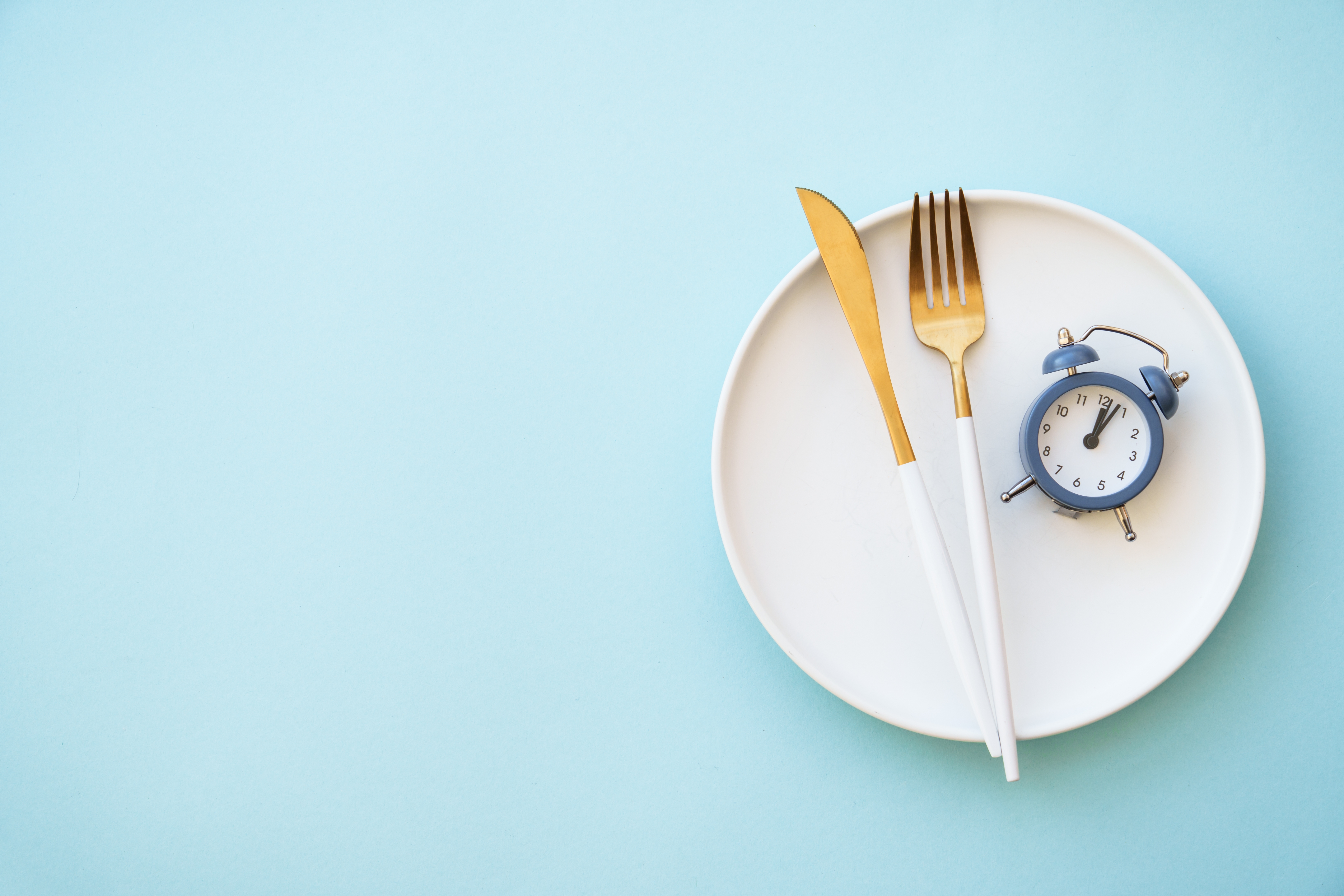 intermittent fasting clock and plate