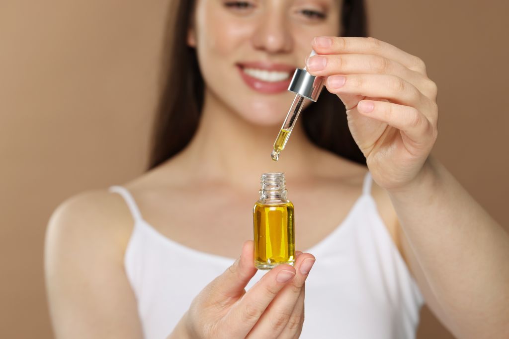 Woman with oil 