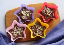 Macadamia coconut fudge