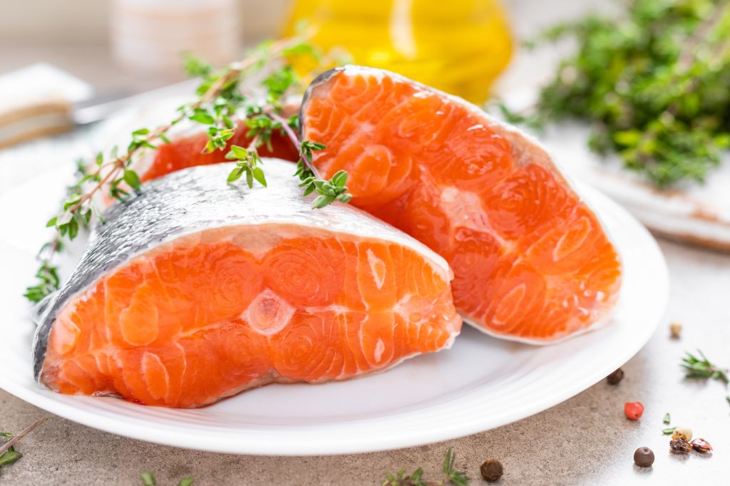 Raw salmon steaks 